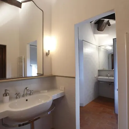 Historic Farmhouse On Organic Wine Estate With Tennis And Pool